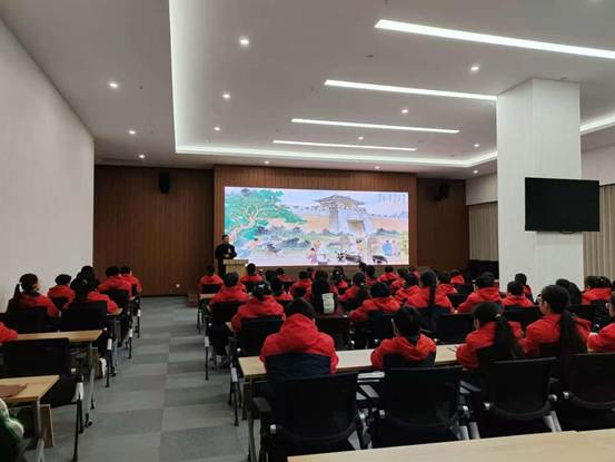 e32df965fade165124ba7ebb11c84a7a