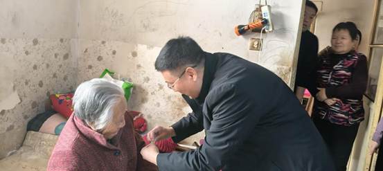 babc93ad3715d48223bd222820076281